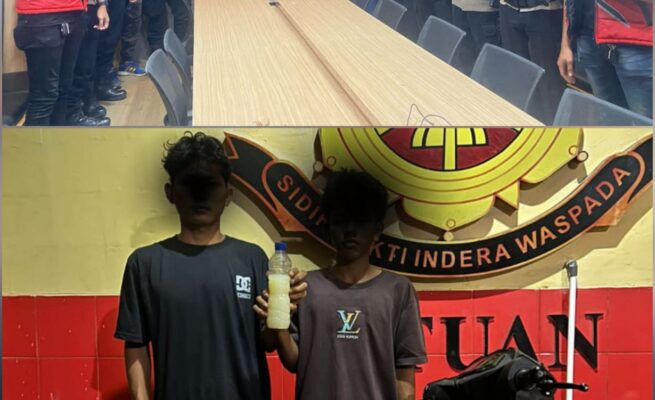 Satgas Anti Premanisme Polresta Banda Aceh mengamankan dua juru parkir liar dan dua remaja bawa tuak, Senin malam (12/5). (Foto: Dok. Polresta Banda Aceh)