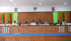 Pemkab Pidie Jaya menggelar rapat koordinasi bersama panitia pelaksana MTQ ke-37 Provinsi Aceh, Jumat (16/5/2025), di Aula Cot Trieng, Kantor Bupati