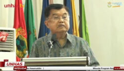 Simpan Aslinya, Nanti Jadi Gubernur Ditanya Tidak Ada, Memalukan!