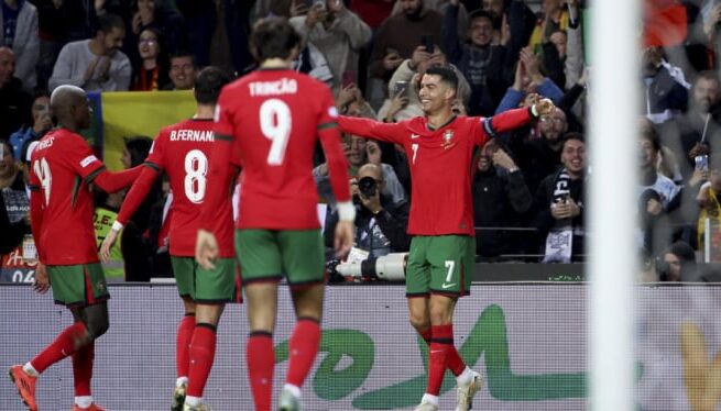 Cristiano Ronaldo Pasang Badan untuk Pelatih Portugal: "Kritik ke Martinez Itu Tidak Sopan dan Tak Masuk Akal"