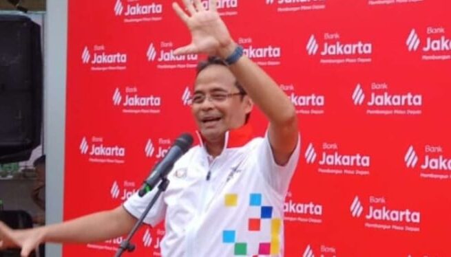 Hari Ulang Tahun ke-498 Jakarta menjadi momentum penting untuk memperkenalkan logo baru dan nama Bank Jakarta sebagai call name atau merek dagang baru dari PT Bank DKI.