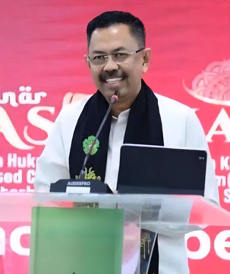 Plt. Wakil Jaksa Agung Prof Dr Asep N. Mulyana menjadi keynote speaker dalam Seminar Nasional Pembaruan Hukum Acara Pidana yang digelar Program Pascasarjana UIN Ar-Raniry Banda Aceh, Rabu (25/6). (Foto: Ist)
