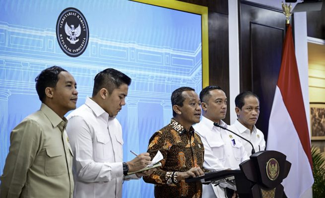 Menteri Energi dan Sumber Daya Mineral, Bahlil Lahadalia, menyampaikan keterangannya di Istana Kepresidenan Jakarta, pada Selasa, 10 Juni 2025. (Foto: BPMI Setpres)
