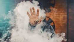 Dokter UI Ingatkan Bahaya Vape: Sama Beracun dengan Rokok Tembakau