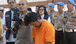Bapak di Cikarang Perkosa Anak, Nyalahin Setan Pas Dikepung Warga