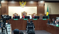 Bela Tim JPU KPK, Majelis Hakim sebut tuntutan 7 tahun terhadap Sekjen PDIP, Hasto Kristiyanto bukan berdasarkan pesanan atau tekanan pihak manapun.