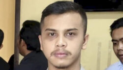 Pria asal Kagungan Ratu, Kecamatan Tulang Bawang Udik, Kabupaten Tulang Bawang Barat (Tubaba), Lampung, berinisial IFY (22), harus berurusan dengan hukum karena menjadi polisi gadungan dan menipu warga hingga ratusan juta rupiah.