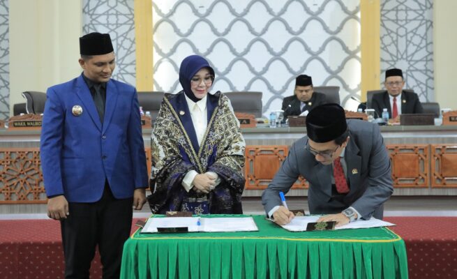 DPRK Banda Aceh menerima laporan pertanggungjawaban APBK Banda Aceh tahun anggaran 2024.Selasa (8/7) di gedung DPRK setempat. (Foto: Ist)