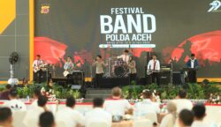 Polda Aceh menggelar Festival Band dalam rangka peringatan Hari Bhayangkara ke-79 di Gedung Meuligo, Mapolda Aceh, Sabtu, 12 Juli 2025. (Foto: Ist)