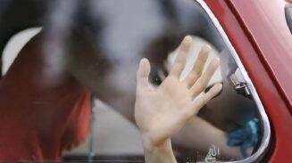 Dunia birokrasi di Kabupaten Pidie diguncang dugaan skandal moral pejabat publik, Camat Padang Tiji dilapor ke polisi setelah diduga kepergok berduaan dengan istri orang dalam mobil dinas. (Foto: Ilustrasi)