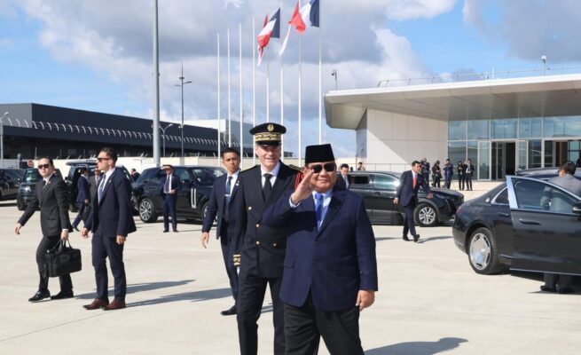 Presiden Republik Indonesia, Prabowo Subianto, kembali ke Tanah Air pada Selasa (15/7/2025).