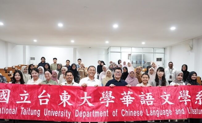 Pembukaan Aceh Mandarin Camping 2025 di Universitas Syiah Kuala, pada Senin (21/07/2025). (Foto: Humas USK
