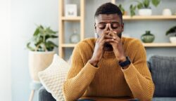 Mengapa Tubuh Cepat Lelah Meski Tidur Cukup? Ini 5 Penyebabnya