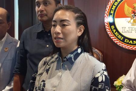 Ketua Umum Jaringan Nasional (Jarnas) anti-Tindak Pidana Perdagangan Orang (TPPO), Rahayu Saraswati Djojohadikusumo, yang merupakan keponakan Presiden Prabowo Subianto, saat menyampaikan laporannya terkait aktivitas prostitusi di IKN, Kamis (31/7/2025).