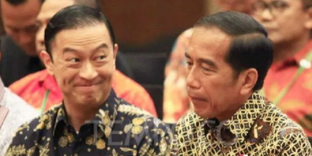 Presiden ke-7 RI Joko Widodo yang dinilainya tidak berperasaan terhadap Tom Lembong yang pernah berjasa dalam pemerintahan.